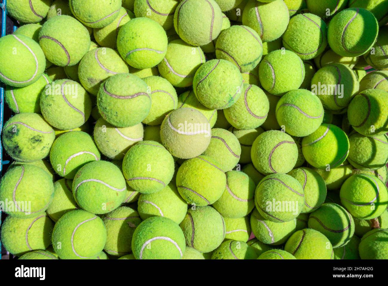 Overhead tennis shot hires stock photography and images Alamy