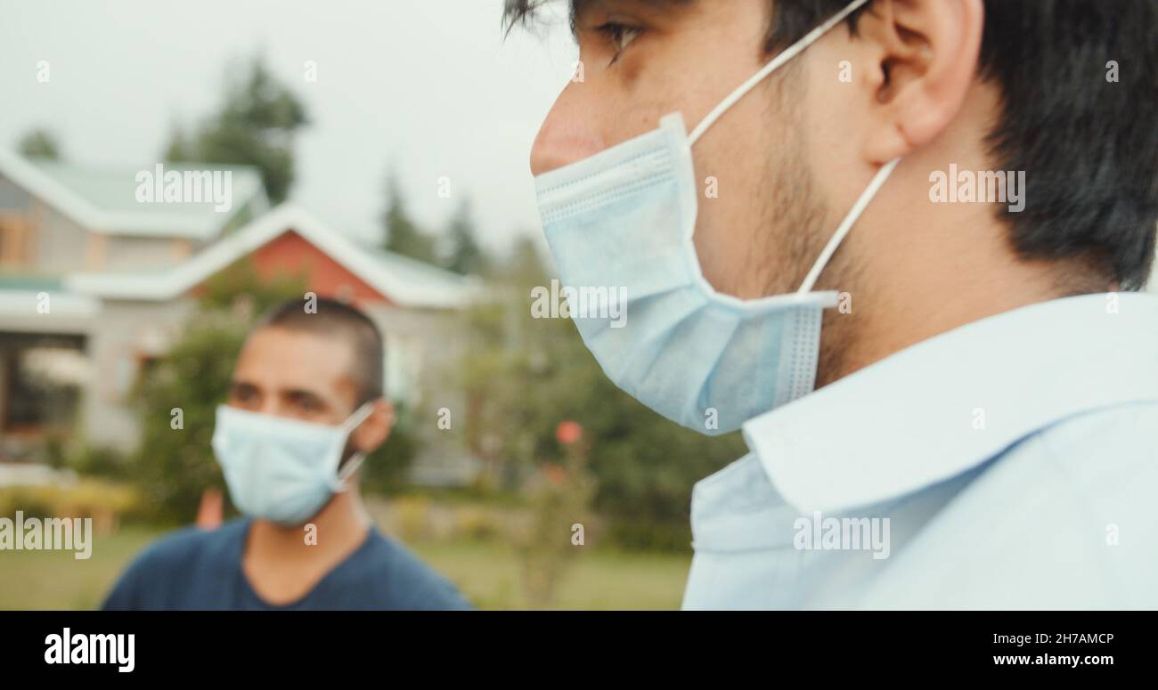 Indian man in medical mask hi-res stock photography and images - Alamy