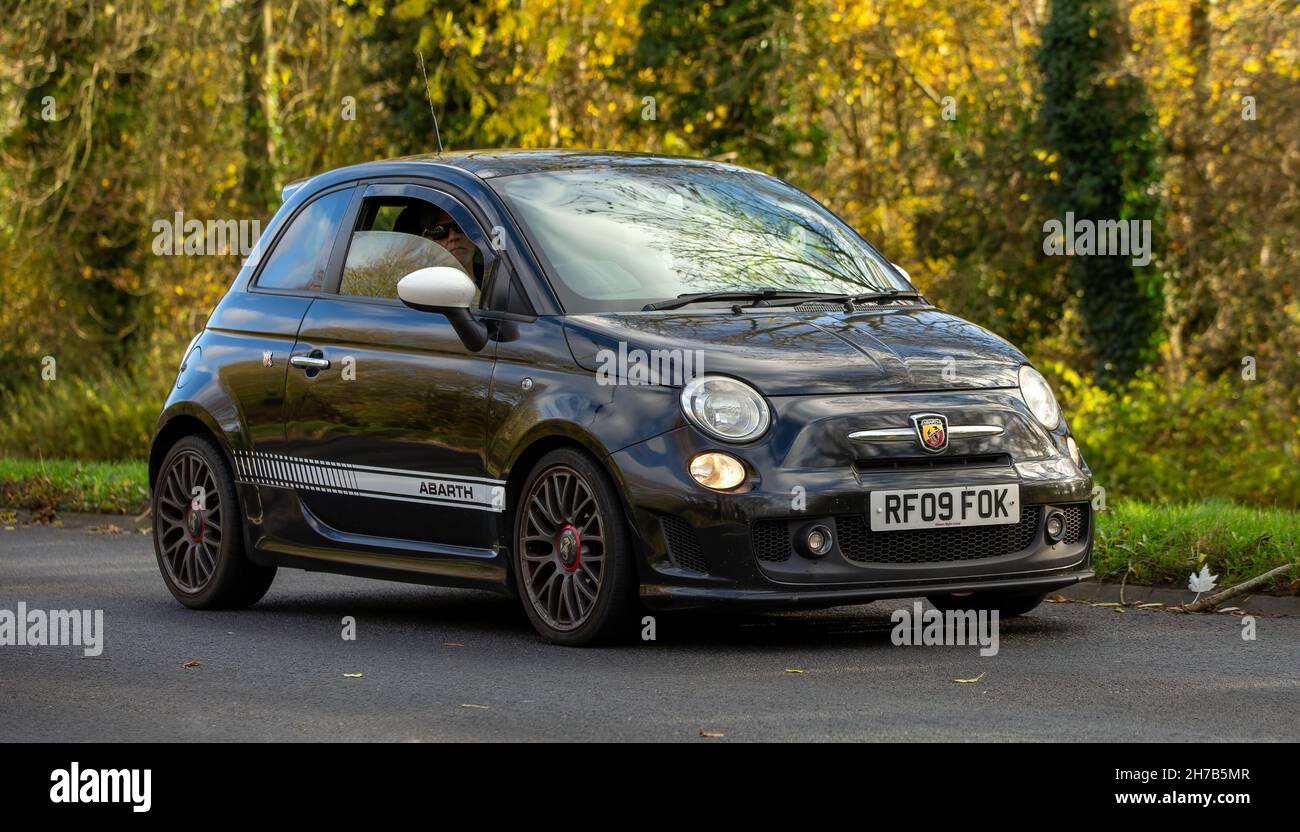 Fiat 500 abarth black hi res stock photography and images Alamy