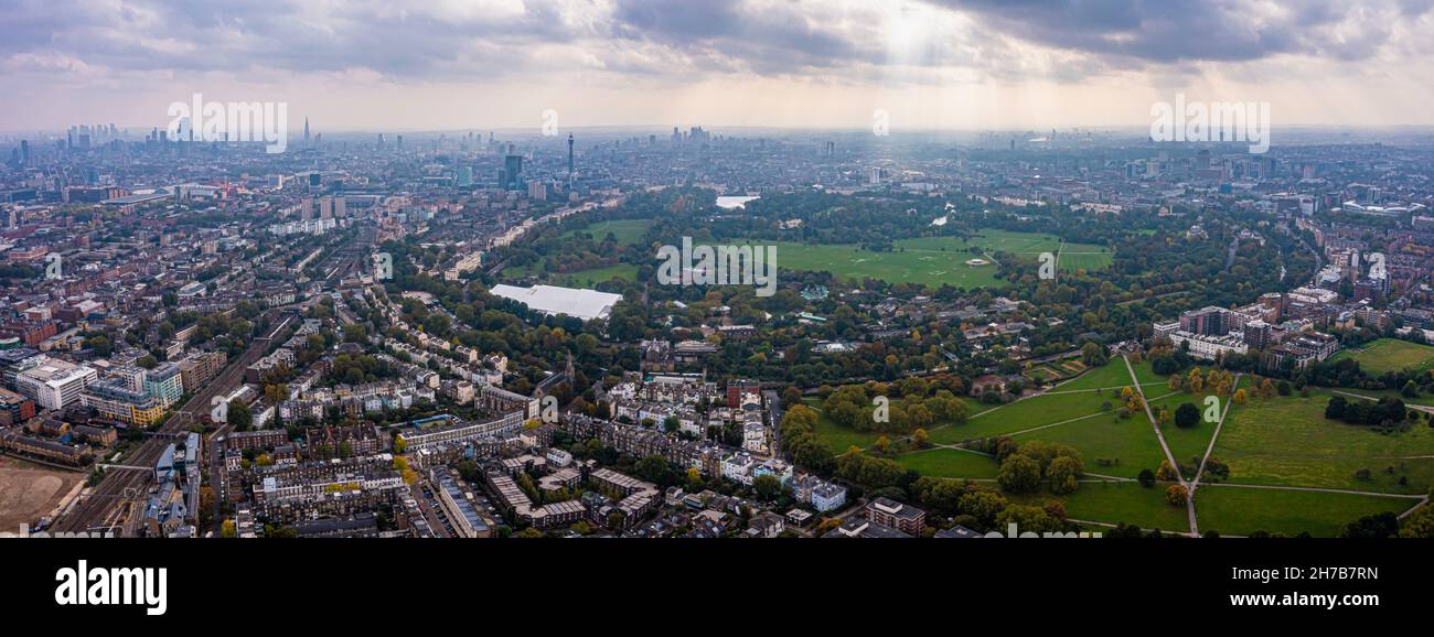 Beautiful aerial view of London with many green parks Stock Photo - Alamy