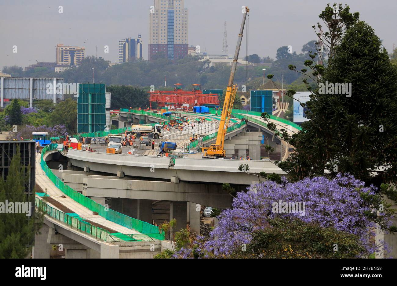 Crbc China road and bridge corporation hi-res stock photography and images ...