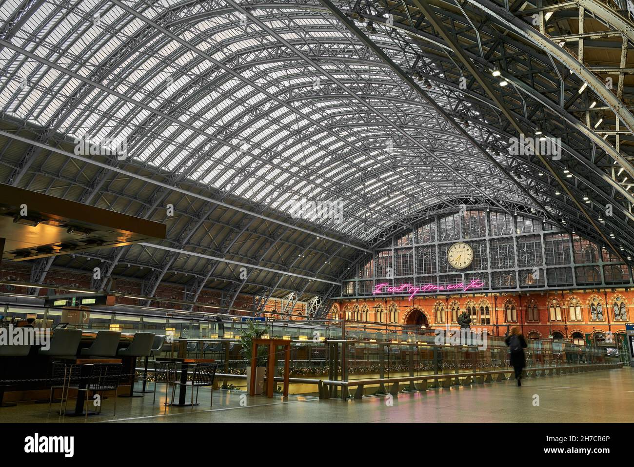 St Pancras railway station, London, England Stock Photo Alamy