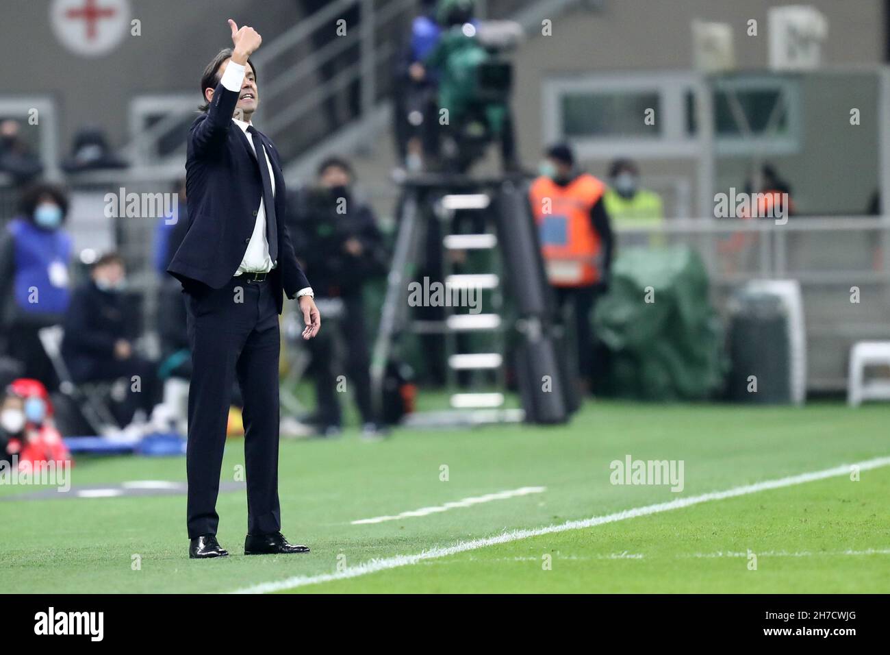 Simone Inzaghi, head coach of Fc Internazionale  gestures during the Serie A match between Fc Internazionale and Ssc Napoli Stock Photo