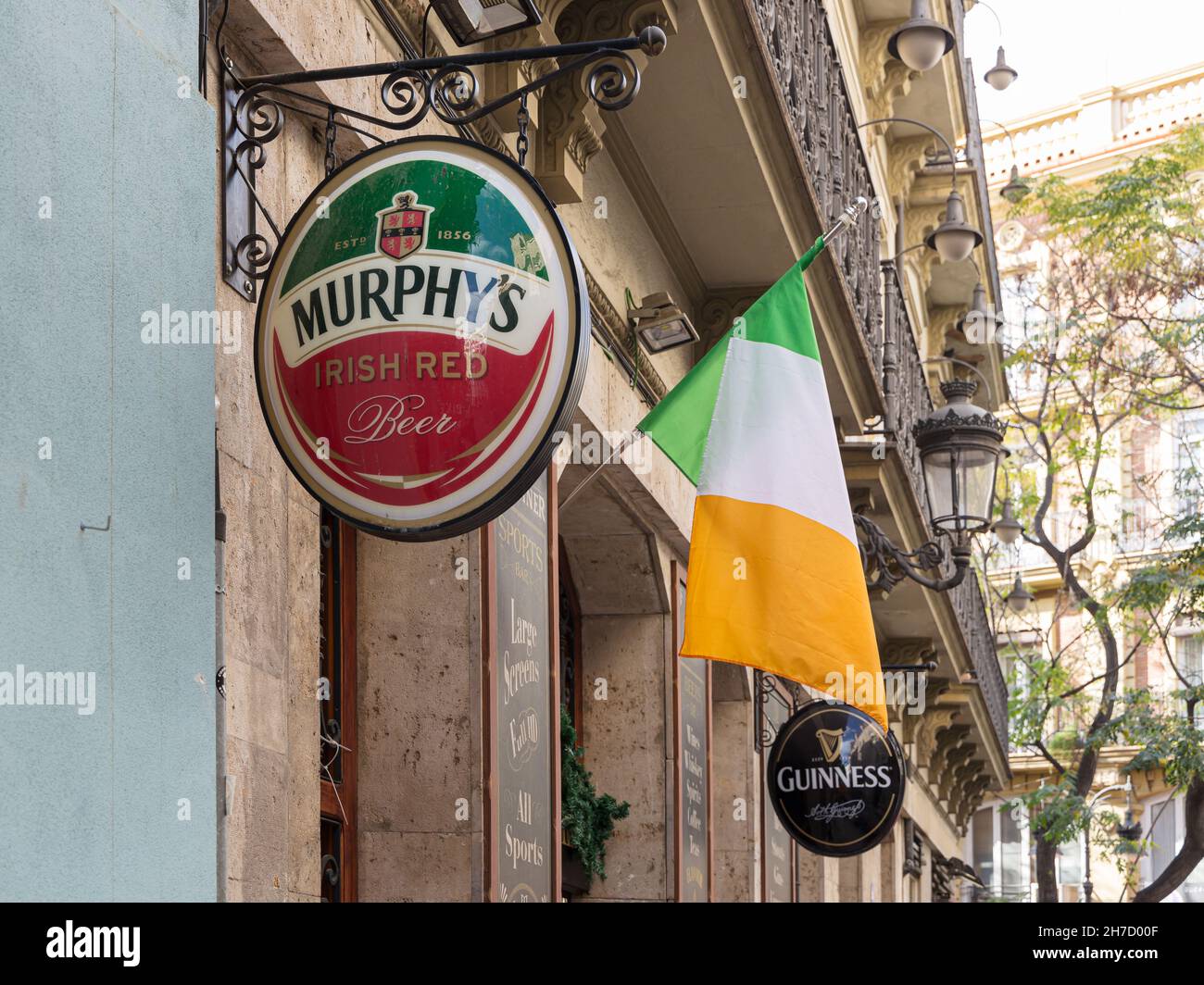 Murphy’s irish stout hi-res stock photography and images - Alamy