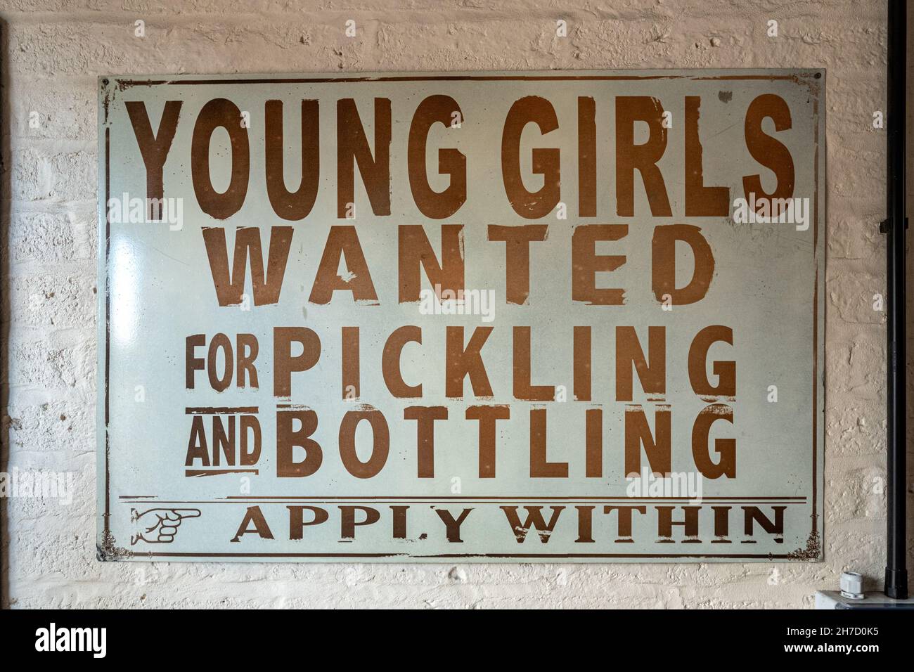 Vintage poster advertisement, Young girls wanted for pickling and bottling, apply within, UK Stock Photo