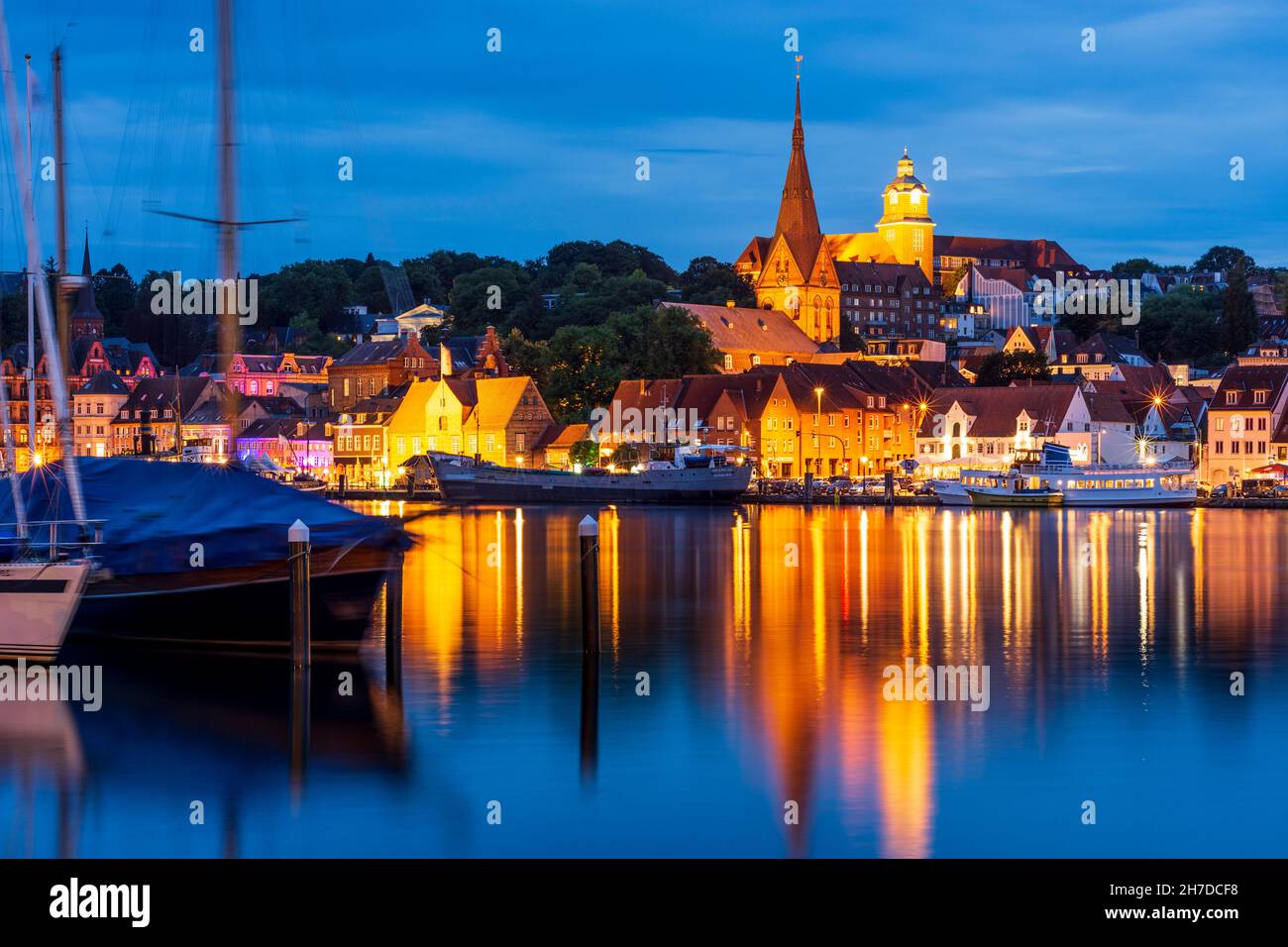 Flensburg: bay Flensburger Förde, Old Town, marina in Ostsee (Baltic Sea), Schleswig-Holstein, Germany Stock Photo
