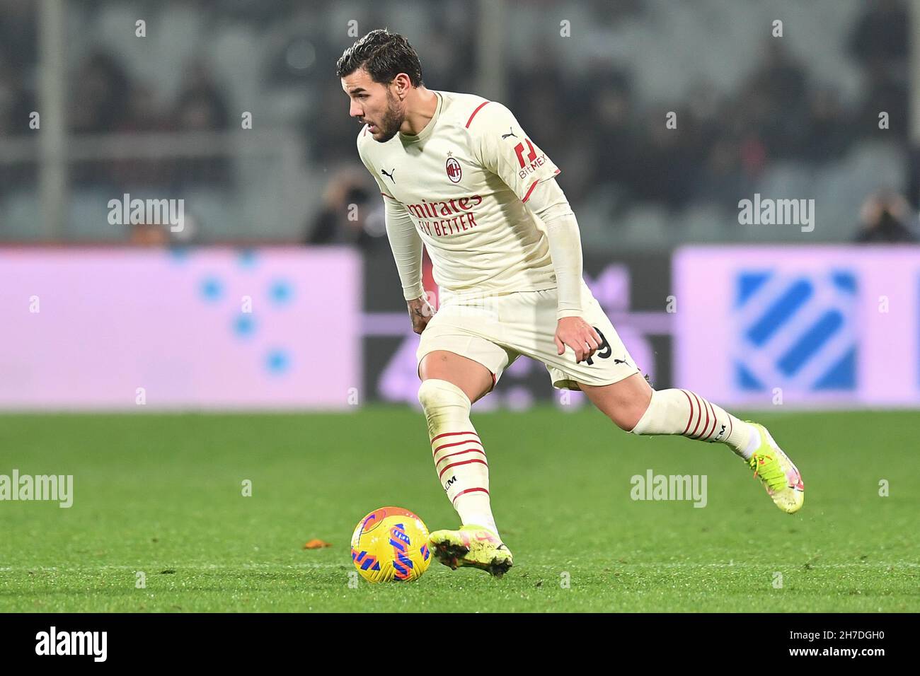 Florence, Italy. 21st Mar, 2021. Dusan Vlahovic (ACF Fiorentina) during ACF  Fiorentina vs AC Milan, Italian football Serie A match in Florence, Italy,  March 21 2021 Credit: Independent Photo Agency/Alamy Live News