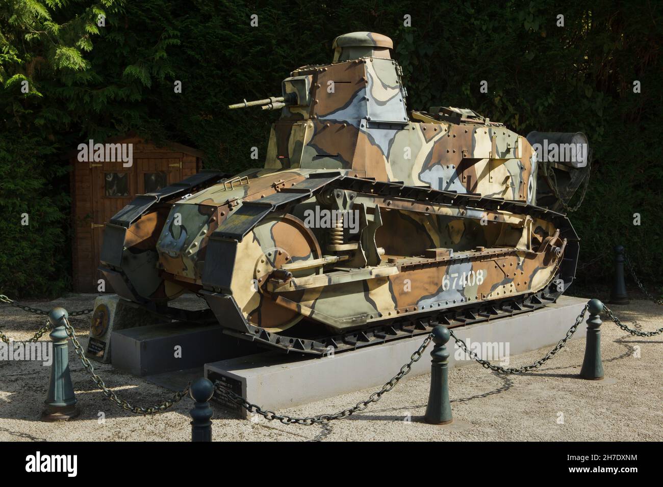 French light tank Renault FT (FT-17) on display in front of the Armistice Museum on the ground of the Glade of the Armistice where the Armistice of 11 November 1918 that ended the First World War was signed in the Forest of Compiègne (Forêt de Compiègne) near Compiègne in France. Stock Photo