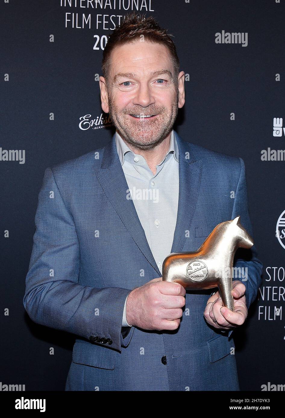 STOCKHOLM 20211120The British actor and director Kenneth Branagh received the honorary Stockholm Achievement award at the Stockholm Film Festival, which ended on Saturday with a screening of Branagh's film 'Belfast'. Photo: Karin Törnblom / TT / code 2377 *** PAYMENT PICTURE *** Stock Photo