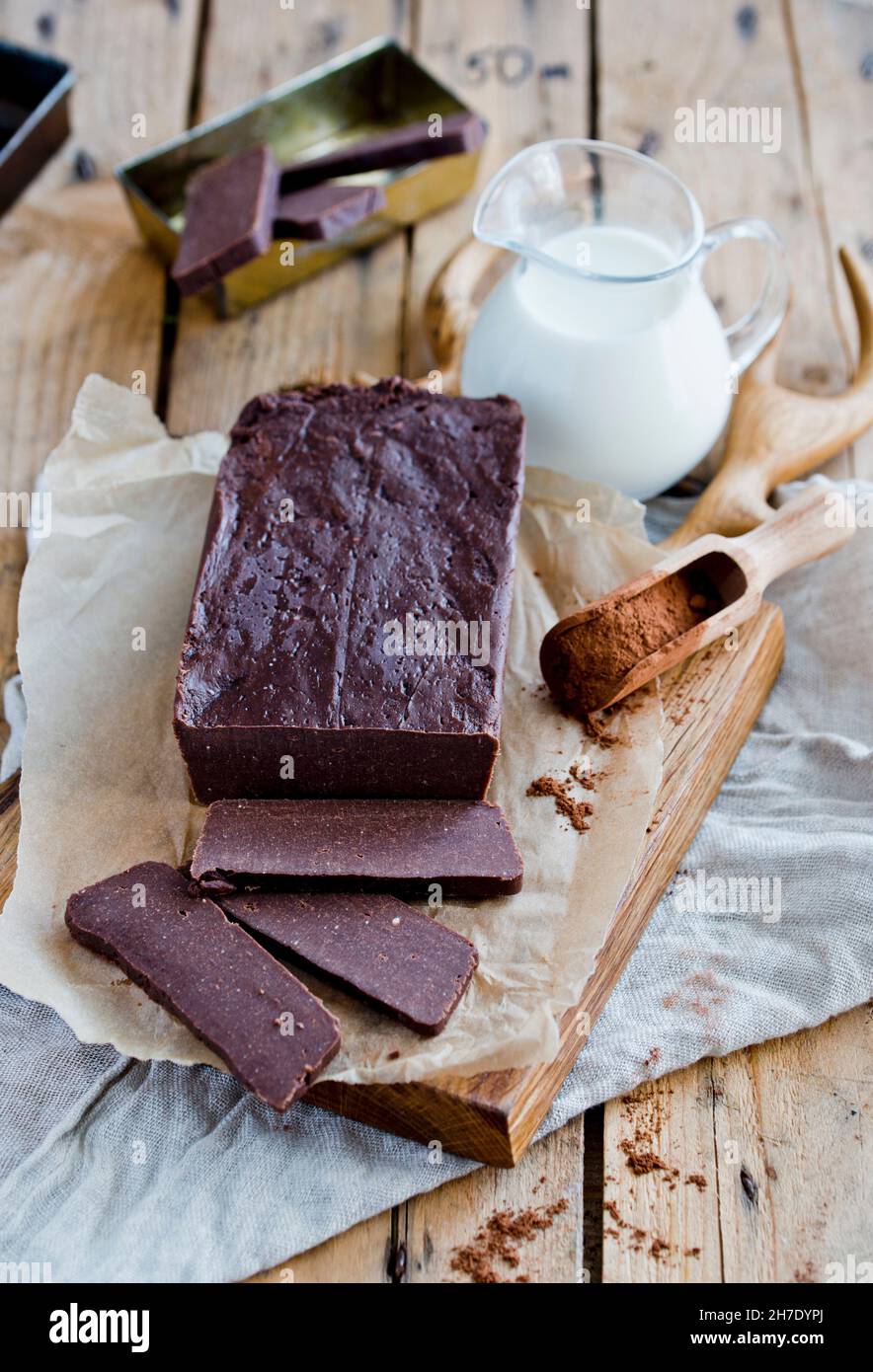 Homemade chocolate fudge Stock Photo - Alamy
