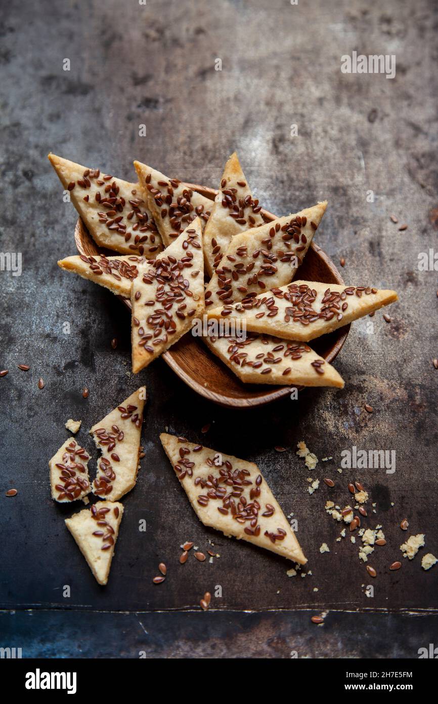 Cheese crackers with flax seeds Stock Photo Alamy