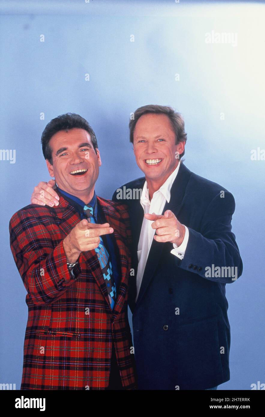 05 June 1991, North Rhine-Westphalia, Cologne: The singers Ted Herold and Peter Kraus, l-r, on 05.06.1991 Photo : Horst Galuschka Photo: Horst Galuschka/dpa Stock Photo