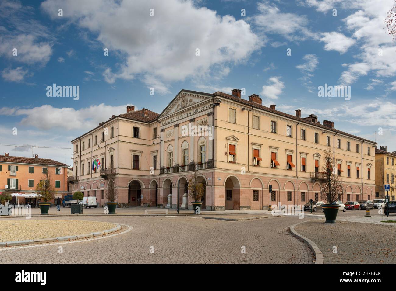 Racconigi, Cuneo, Piedmont, Italy - November 16, 2021: town hall in piazza Carlo Alberto the main square in front at Royal Castle Stock Photo