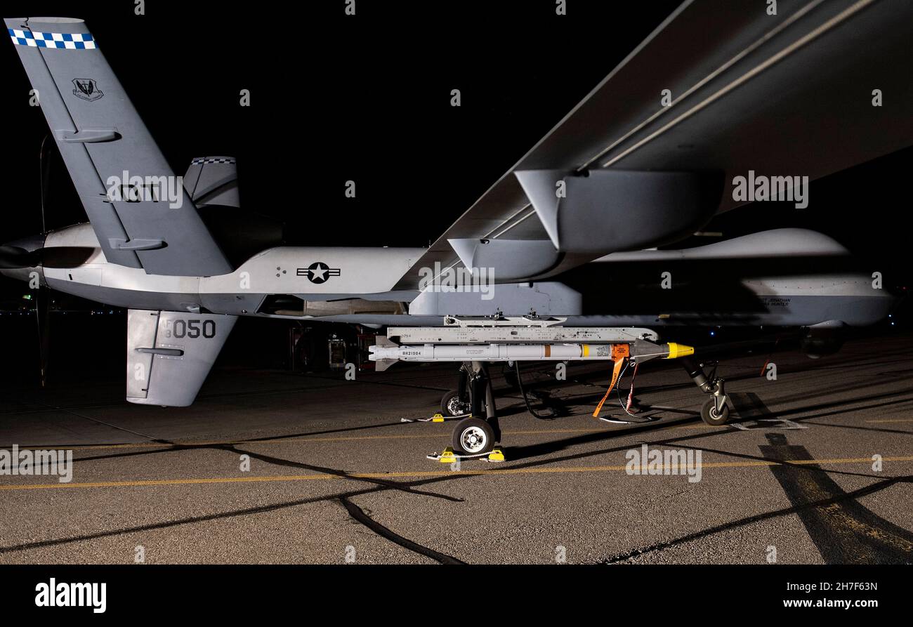 Mq 9 reaper missile hi-res stock photography and images - Alamy
