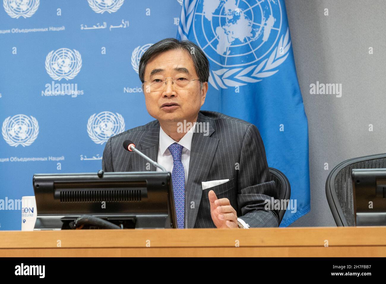 Permanent Representative of the Republic of Korea to the UN Cho Hyun ...