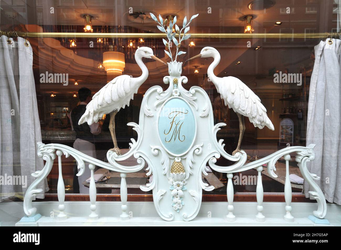 UNITED KINGDOM. ENGLAND. LONDON. PICCADILLY. FORTNUM AND MASON EXISTS SINCE 1707. HERE THE TEA