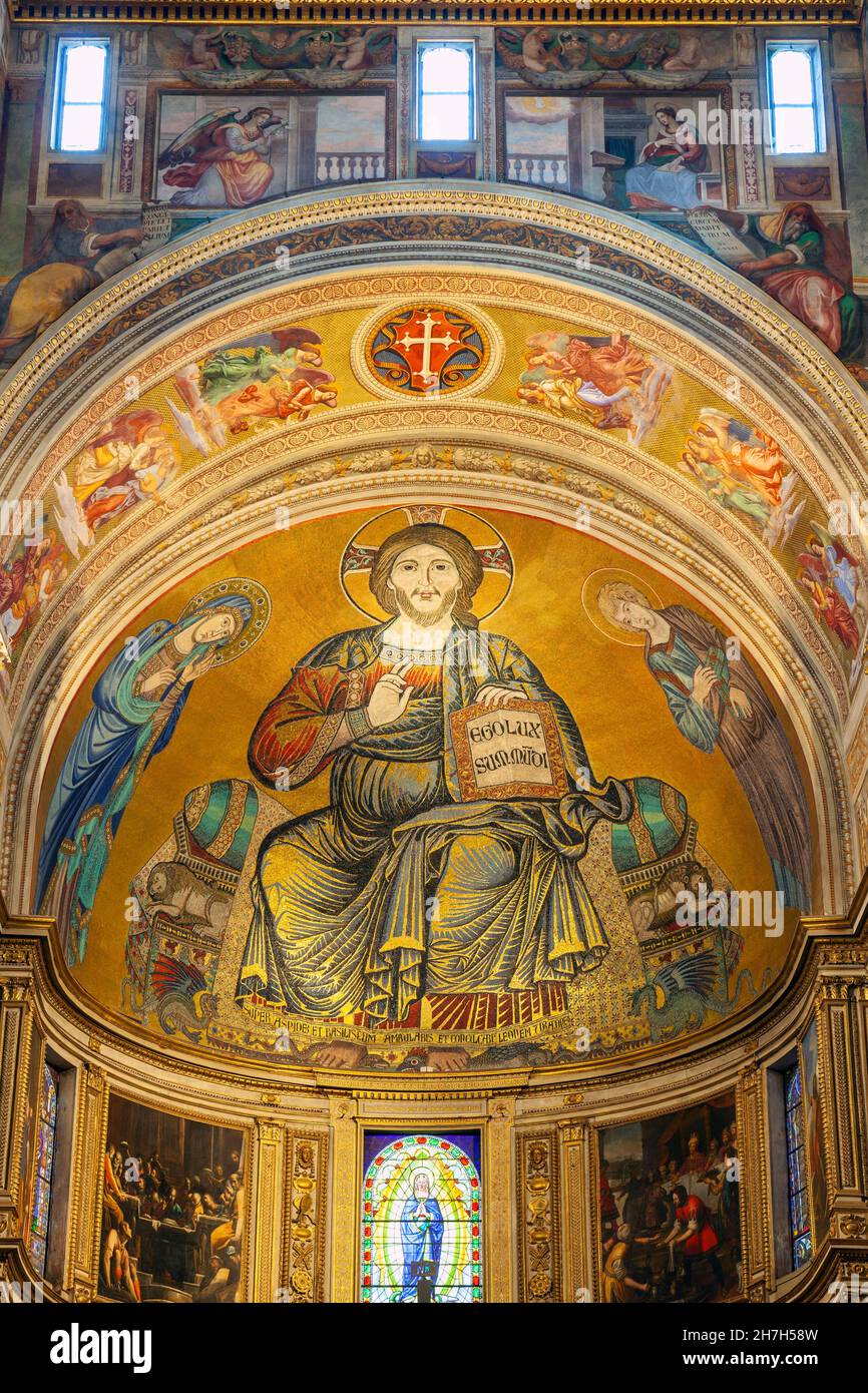 Europe, Italy, Tuscany, Pisa, Pisa Cathedral (Cattedrale di Pisa) showing the detail of Intricate Painted Panel above the Altar Stock Photo