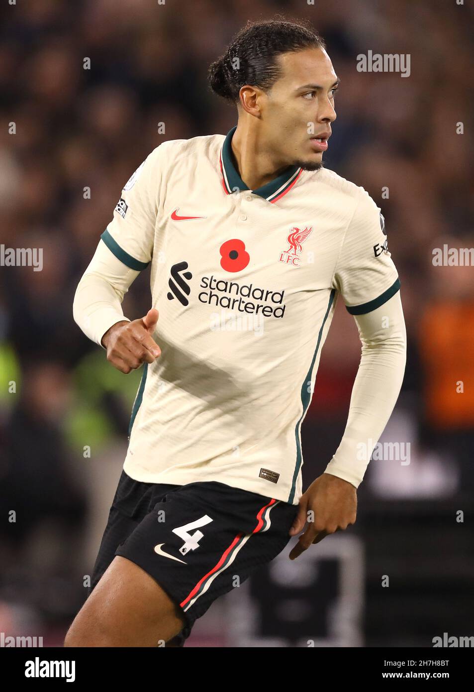 Virgil van dijk of liverpool hi-res stock photography and images - Page 9 -  Alamy