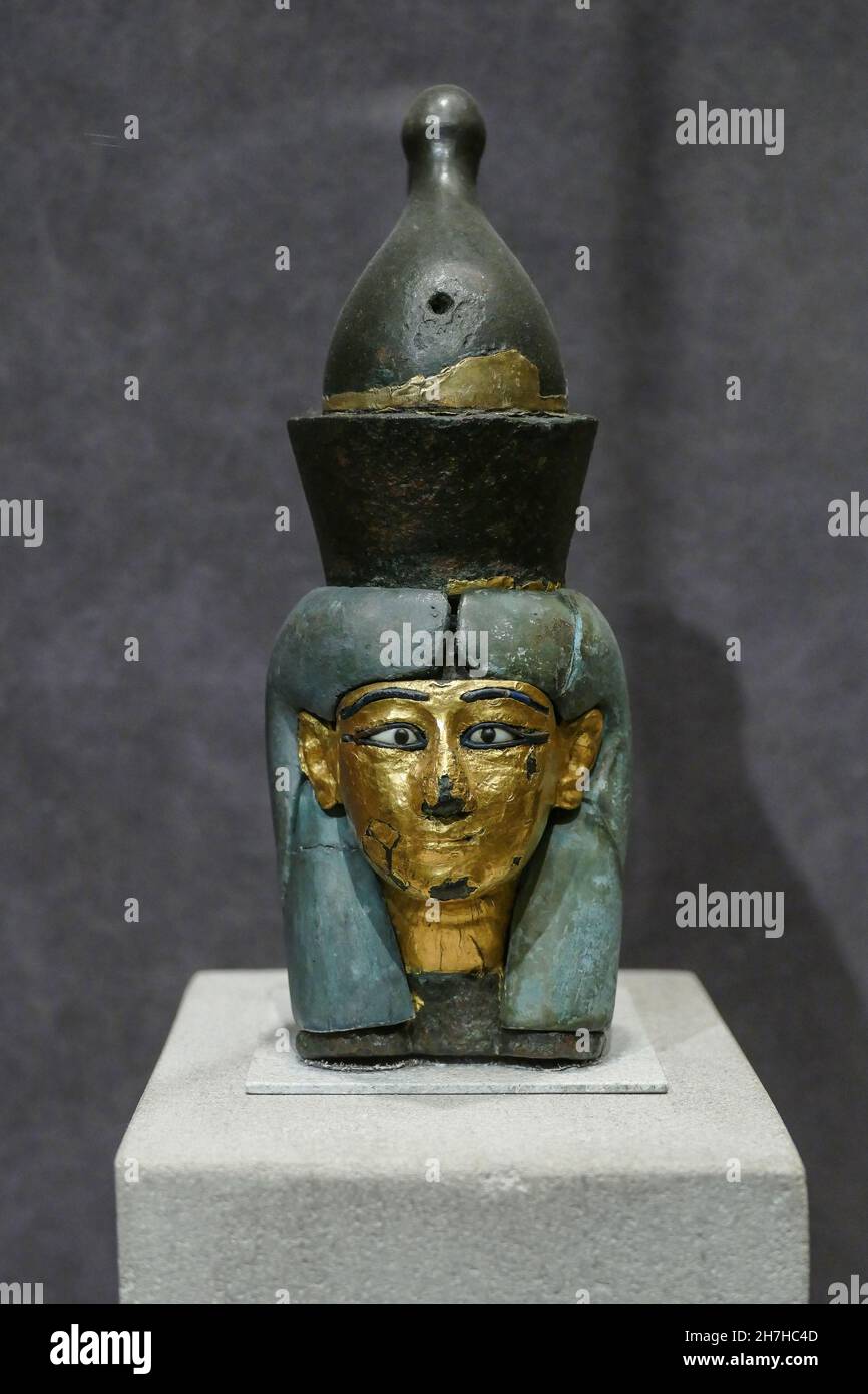 MUSEUM OF NATURAL HISTORY ANCIENT EGYPT STATUE PHARAOH MANHATTAN NEW-YORK USA Stock Photo