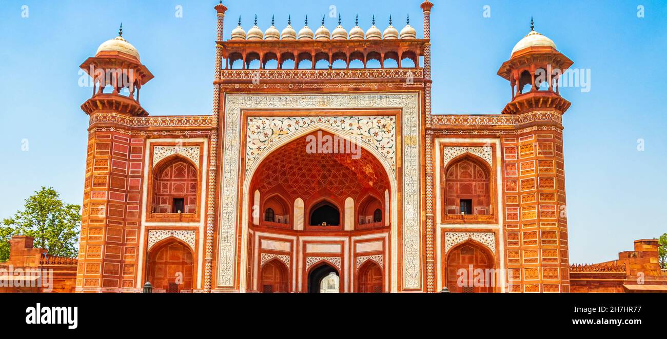 Taj Mahal in Agra India Great Gate red amazing architecture and details