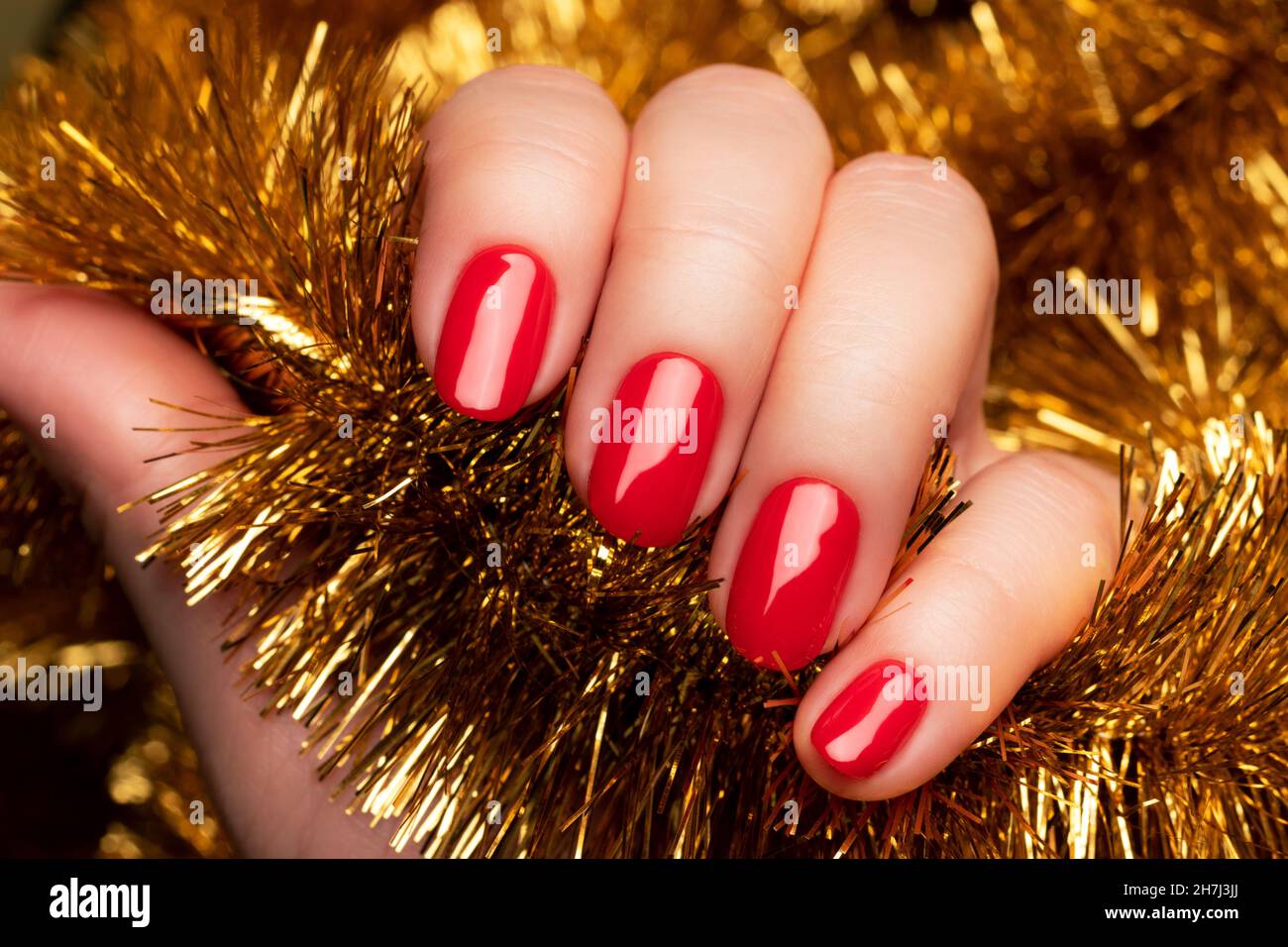 Partly Cloudy With a Chance of Lacquer: White and Rose Gold Holiday Nails