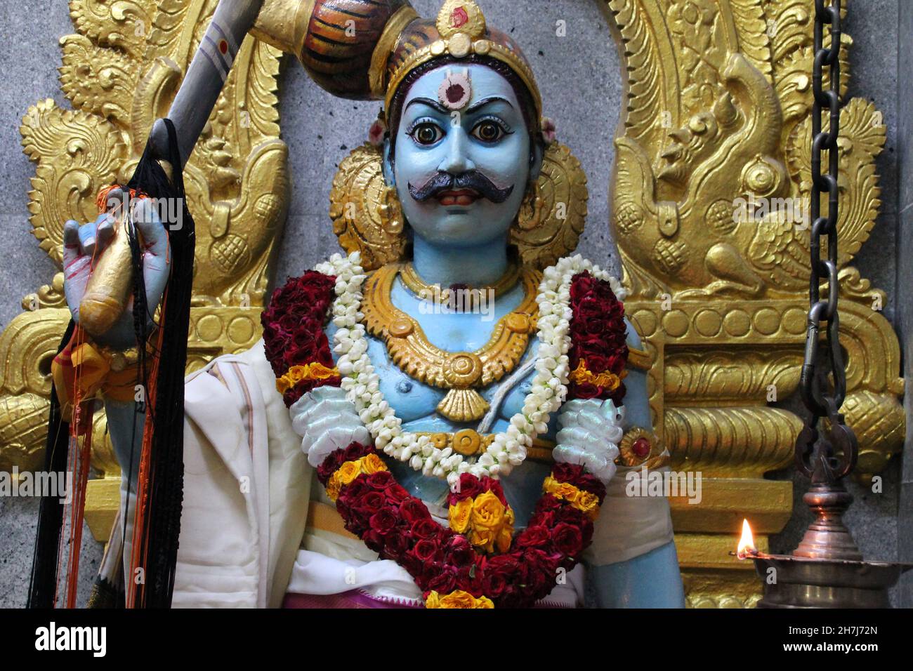 hindu temple (Sri Veeramakaliamman Temple) in singapore Stock Photo Alamy