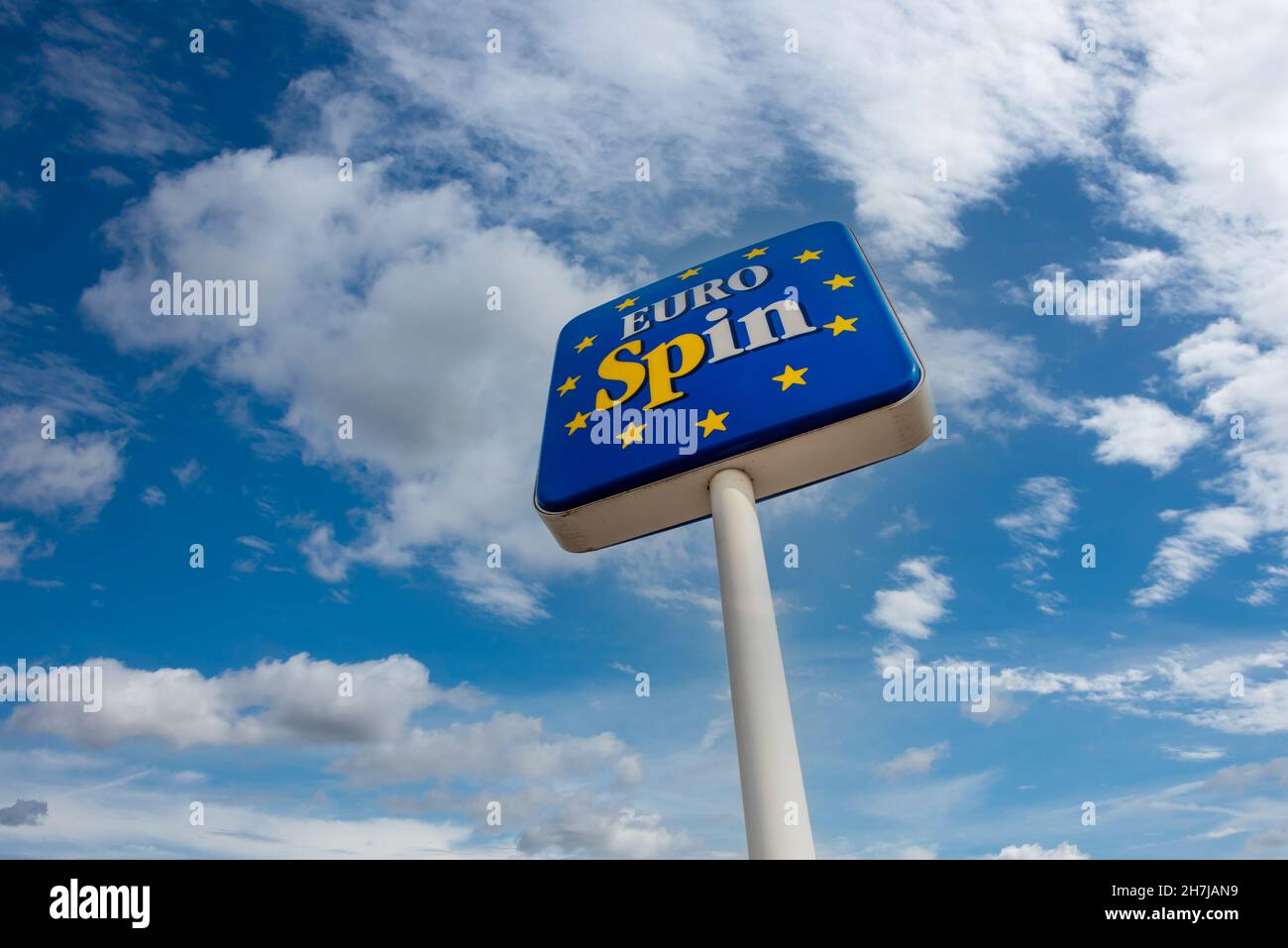 Illustrative cloud hi-res stock photography and images - Page 2 - Alamy