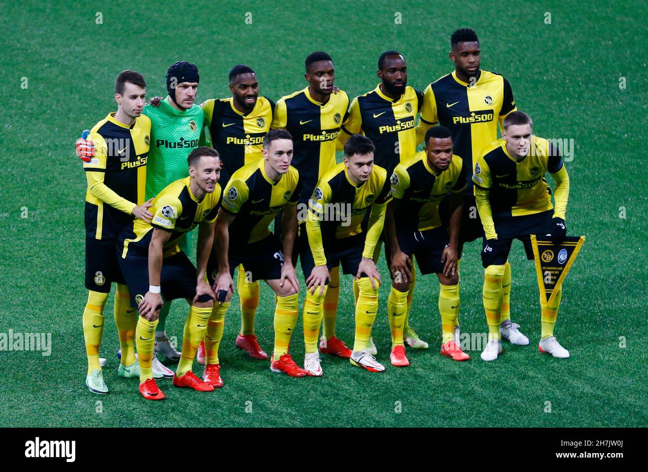 Soccer Football - Champions League - Group F - BSC Young Boys v Atalanta -  Stadion Wankdorf, Bern, Switzerland - November 23, 2021 BSC Young Boys  players pose for a team group