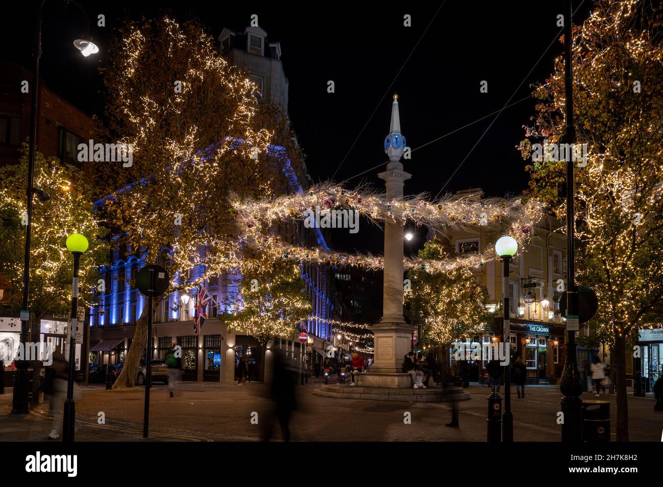 London, UK.  23 November 2021.  Christmas lights in the Seven Dials near Covent Garden have been installed.  Credit: Stephen Chung / Alamy Live News Stock Photo