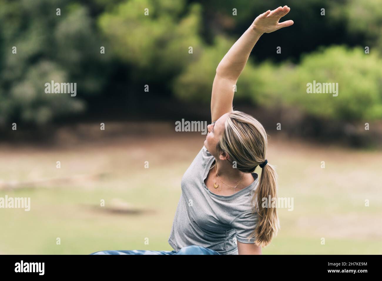 Blonde woman in athletic hi-res stock photography and images - Alamy