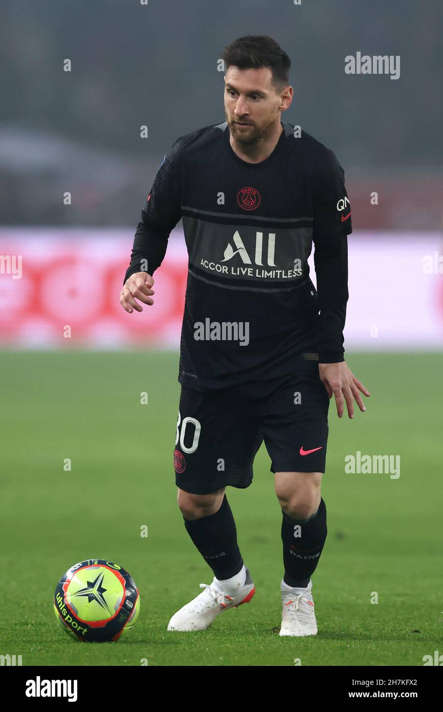 Lionel messi action 2021 hi-res stock photography and images - Alamy