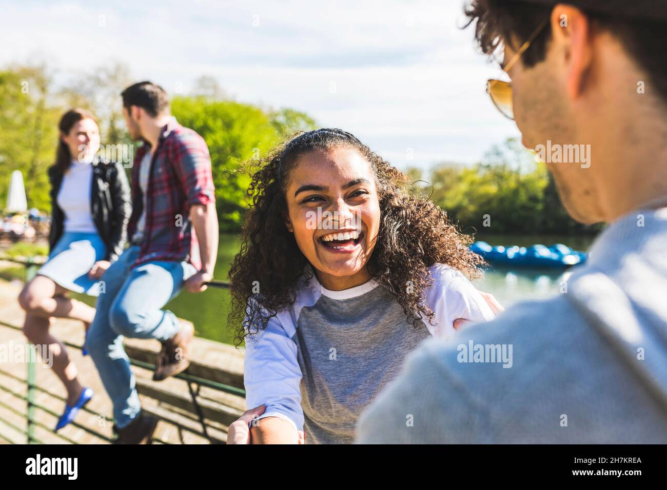 Man woman laughing summer young hi-res stock photography and images - Alamy