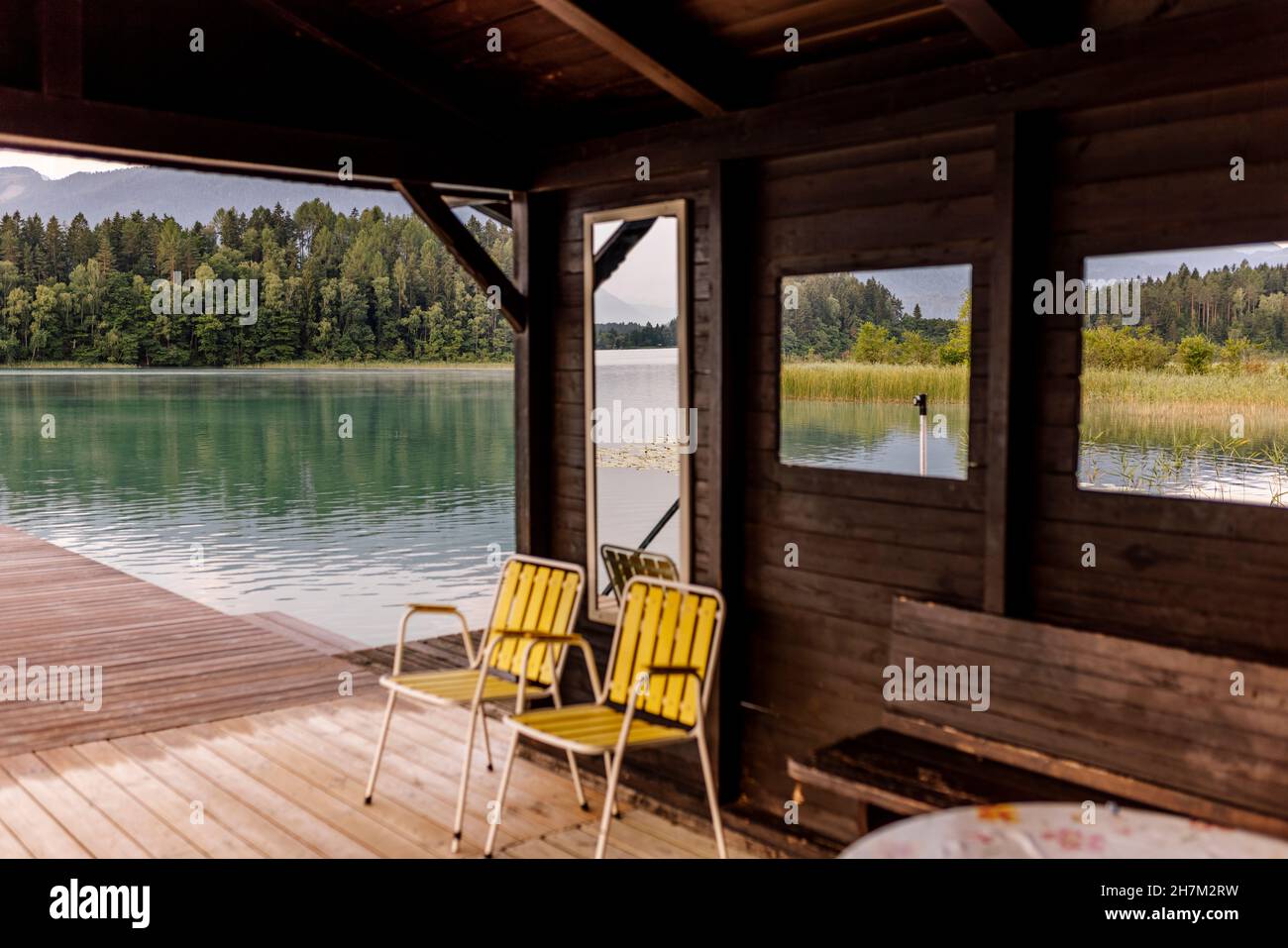 Chairs hut lake faak hi-res stock photography and images - Alamy