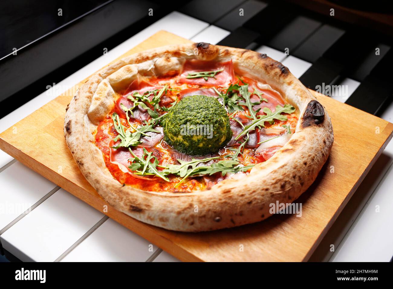 Burrata pizza parma hires stock photography and images Alamy