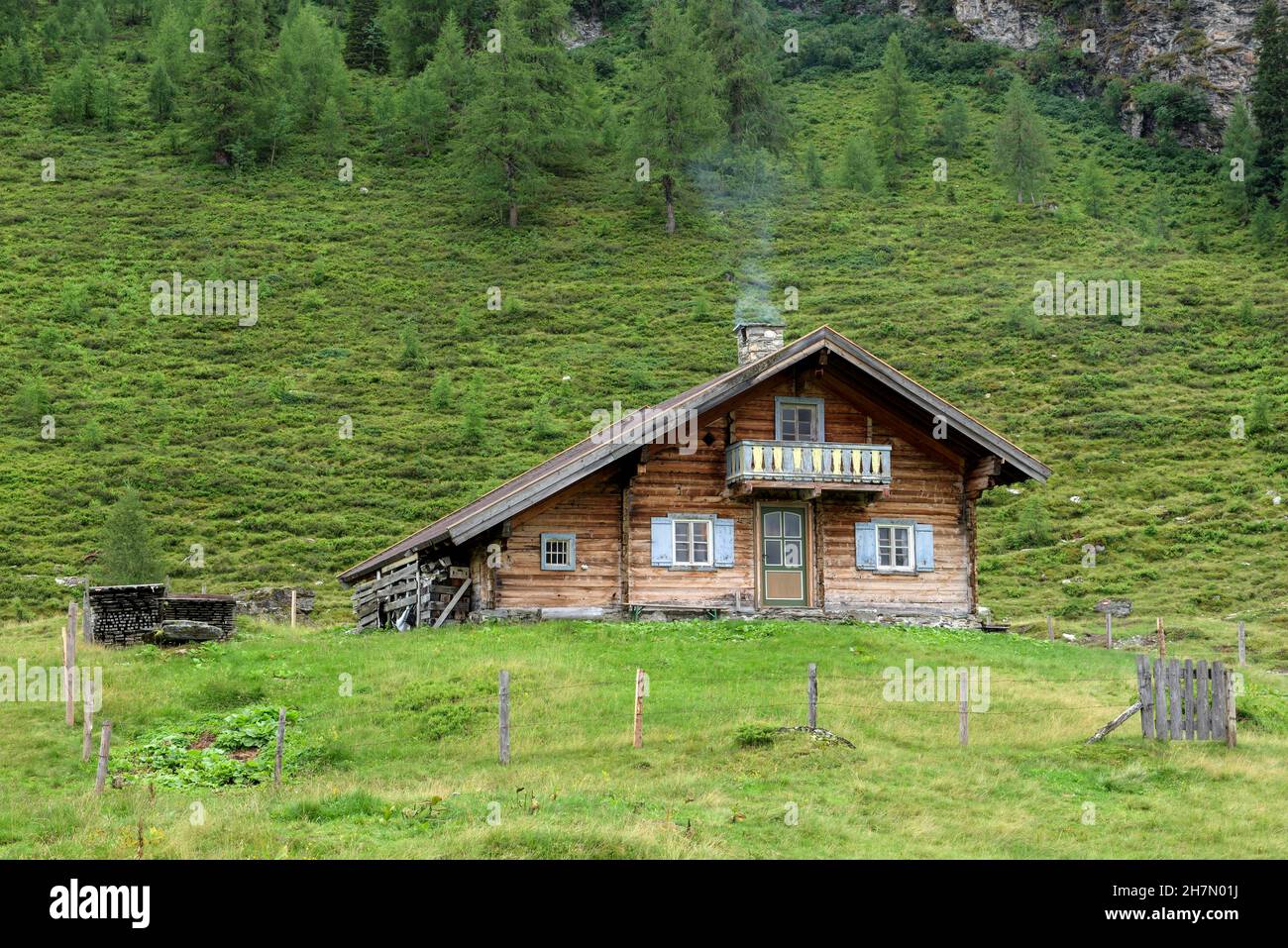 Mountain hut in the Rauris primeval forest, Hohe Tauern National Park,  Huettwinkltal, Kolm-Saigurn, Raurisertal, Pinzgau, Salzburger Land, Austria  Stock Photo - Alamy