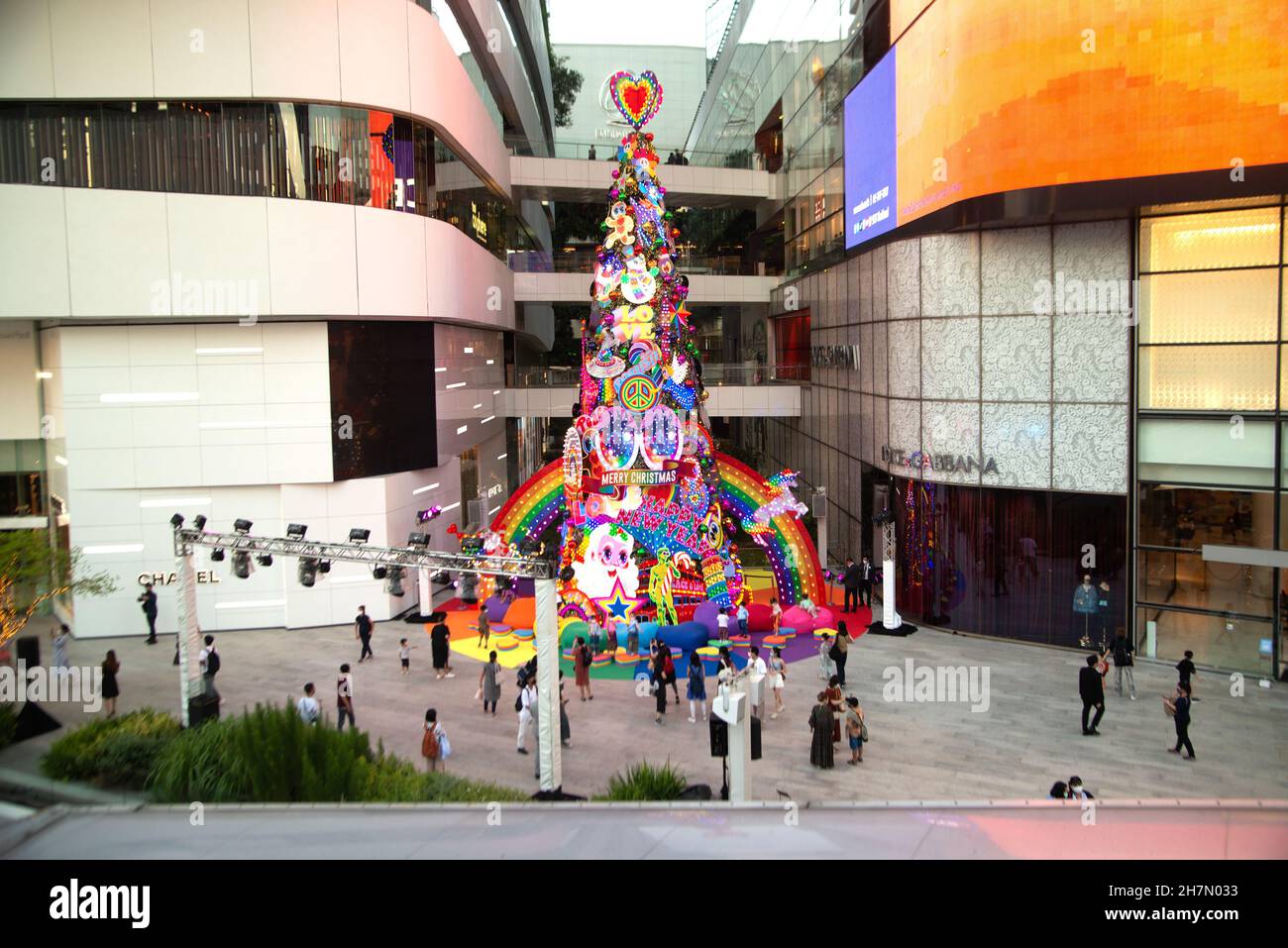 Hmart Doraville Christmas 2022 Light And Doll Decorate Beautiful On Christmas Tree Celebration 2022 At  Emquatier Department Store For Christmas Day And Happy New Year Event Stock  Photo - Alamy