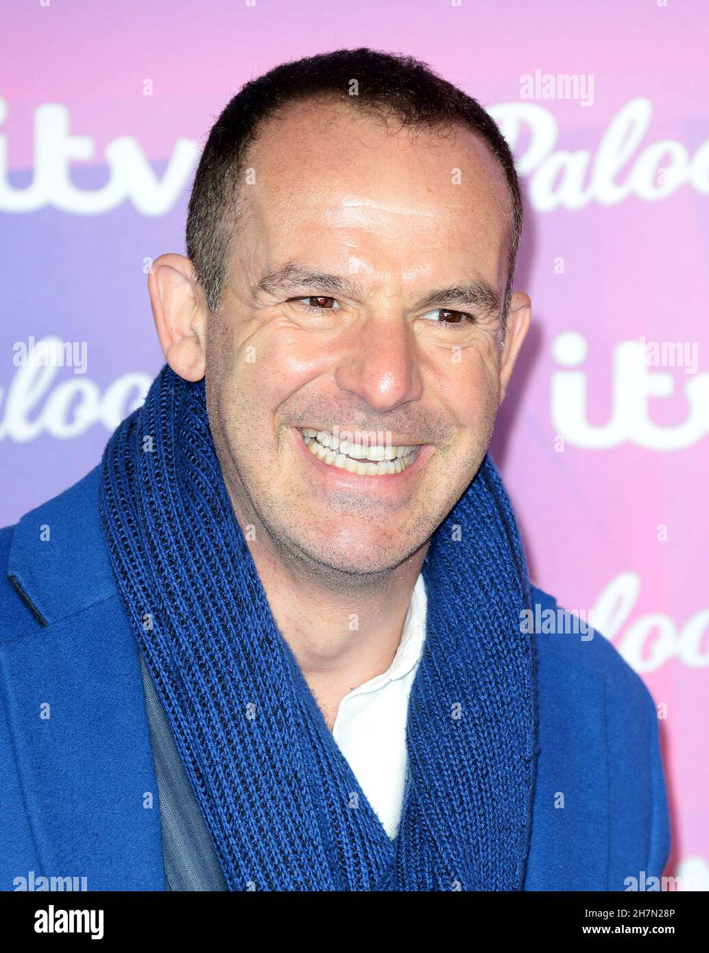 Photo of lewis hi-res stock photography and images - Page 14 - Alamy