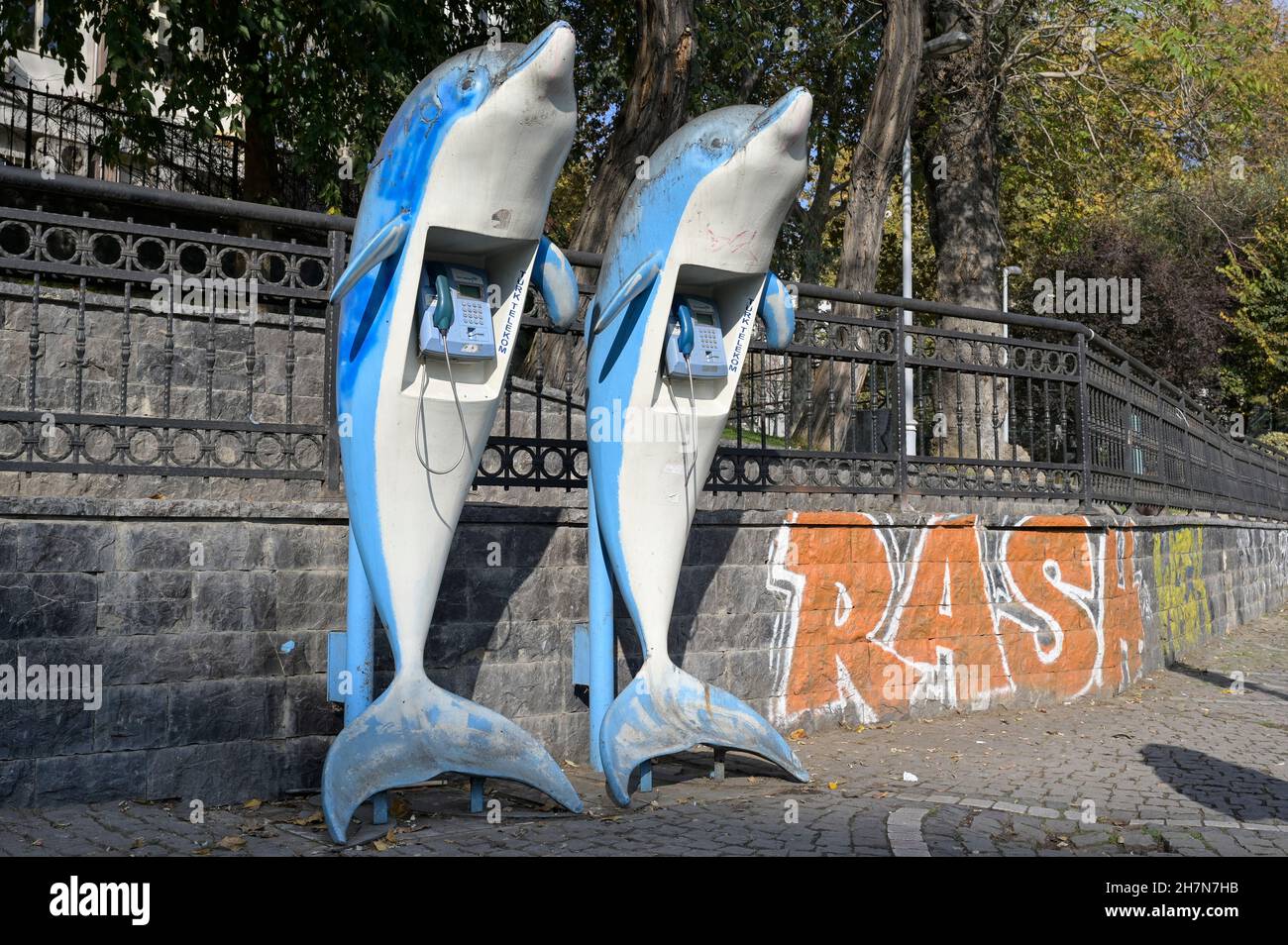 TURKEY, Istanbul, Karaköy, funny telephone booth in dolphin style / TÜRKEI, Istanbul, Stadtteil Karaköy, lustige Telefonzelle im Delfin Design Stock Photo