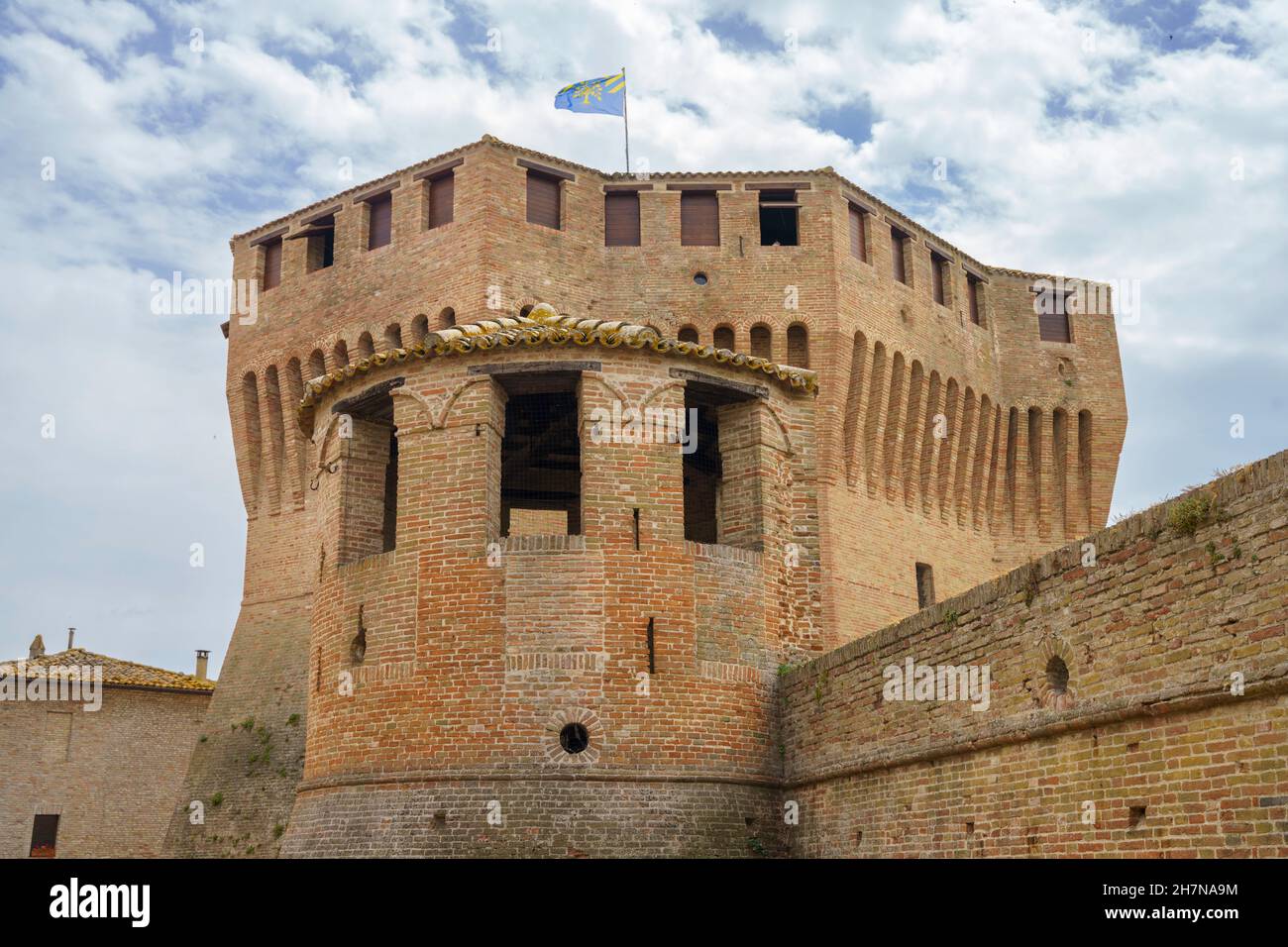 Mondavio, Pesaro e Urbino province, Marche, Italy: medieval city surrounded by walls. A tower Stock Photo