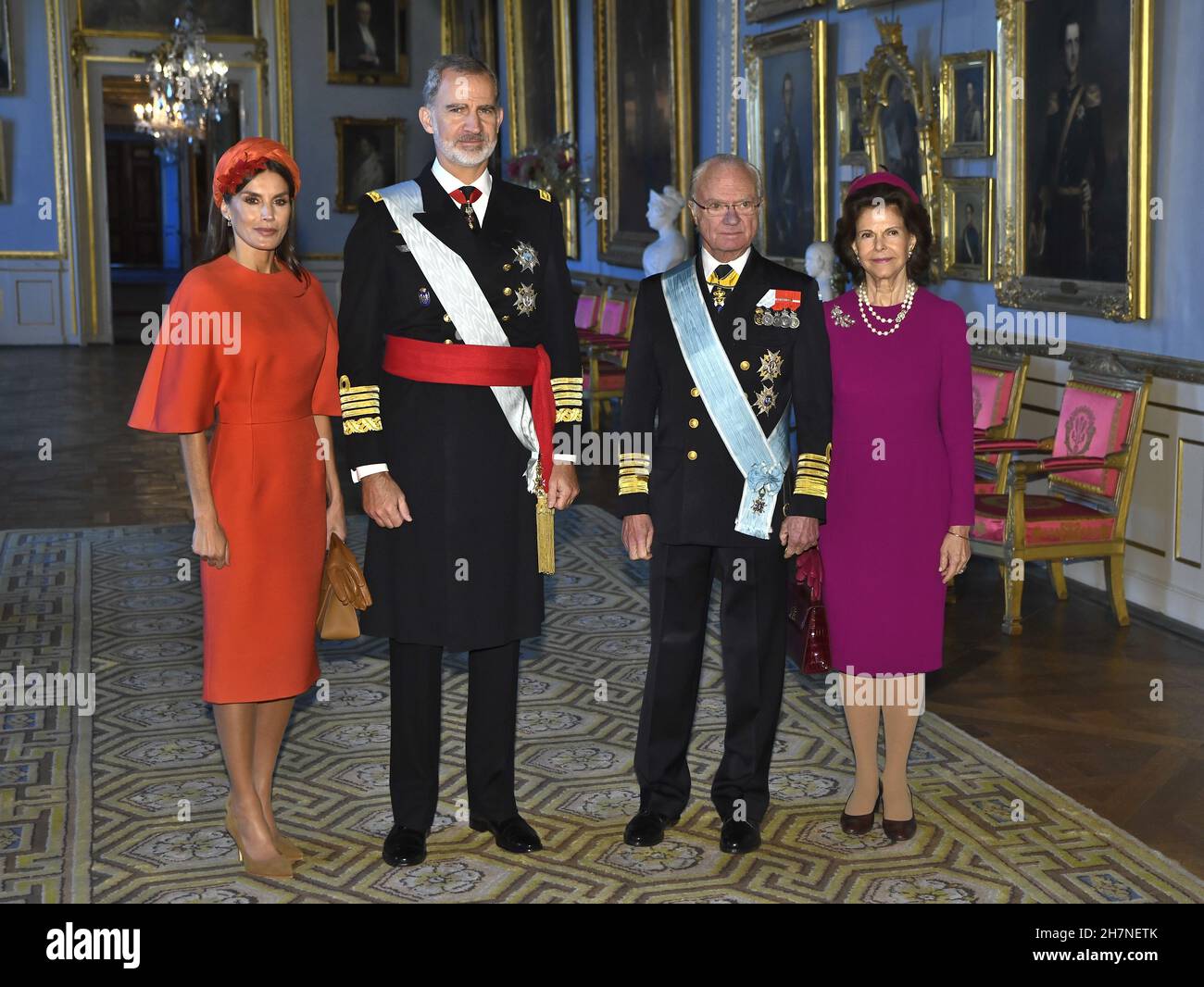 Stockholm, Sweden, 24 November, 2021. Queen Letizia, King Felipe, King Carl  Gustaf and Queen Silvia at the official welcome ceremony at the Royal  Palace in Stockholm, Sweden, 24 November, 2021. The Spanish