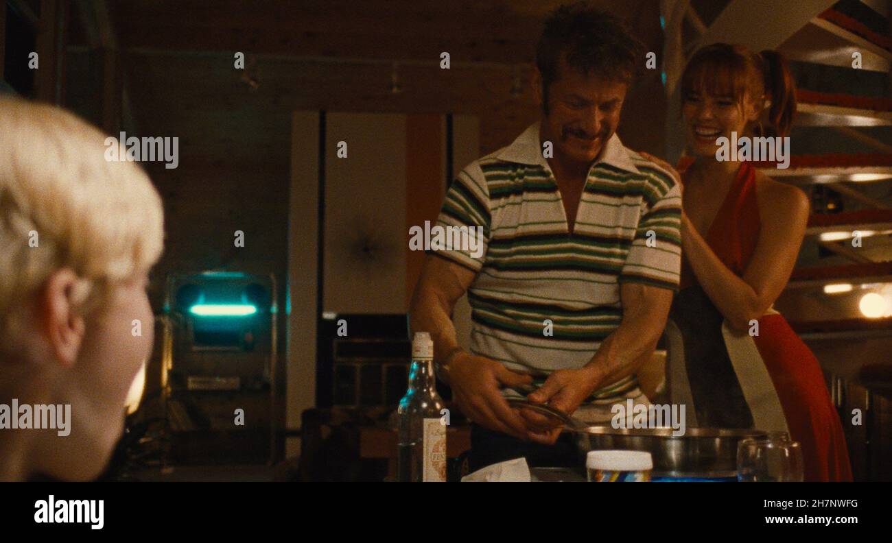 Flag Day Year 2021 USA Director Sean Penn Sean Penn, Bailey Noble Stock Photo Alamy