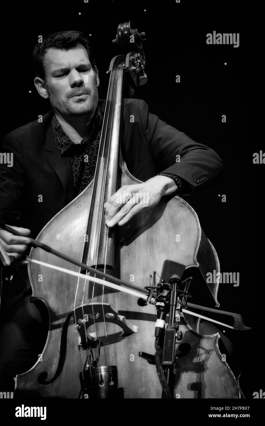 Thomas Lahns plays double bass with Vein, Scarborough Jazz Festival 2021, UK Stock Photo