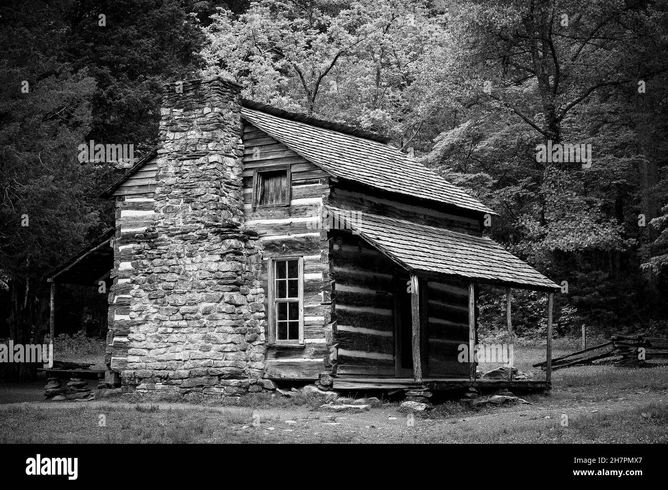 Old house in Cades Cove, Townsend, Great Smoky Mountains, Tennessee