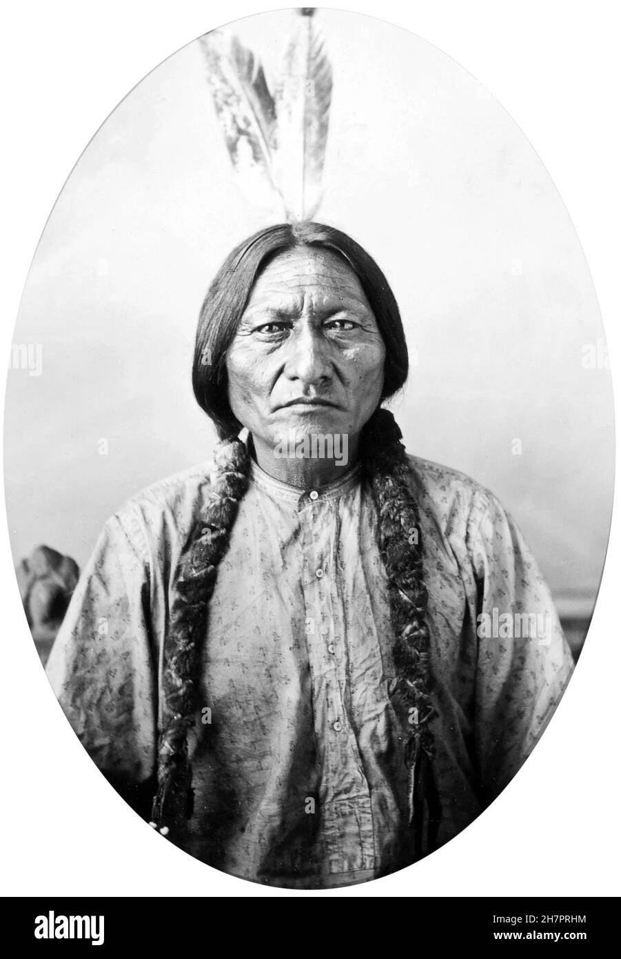 Sitting Bull (1831-1890),  a Hunkpapa Lakota holy man and leader, largely responsible for the defeat of General Custer at Little Bighorn. Photo c.1881 by David Francis Barry, c. 1886/7 Stock Photo