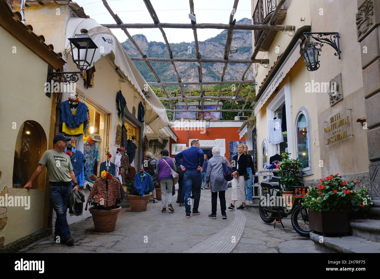 Souvenirs in amalfi souvenirs amalfi hi-res stock photography and images -  Alamy
