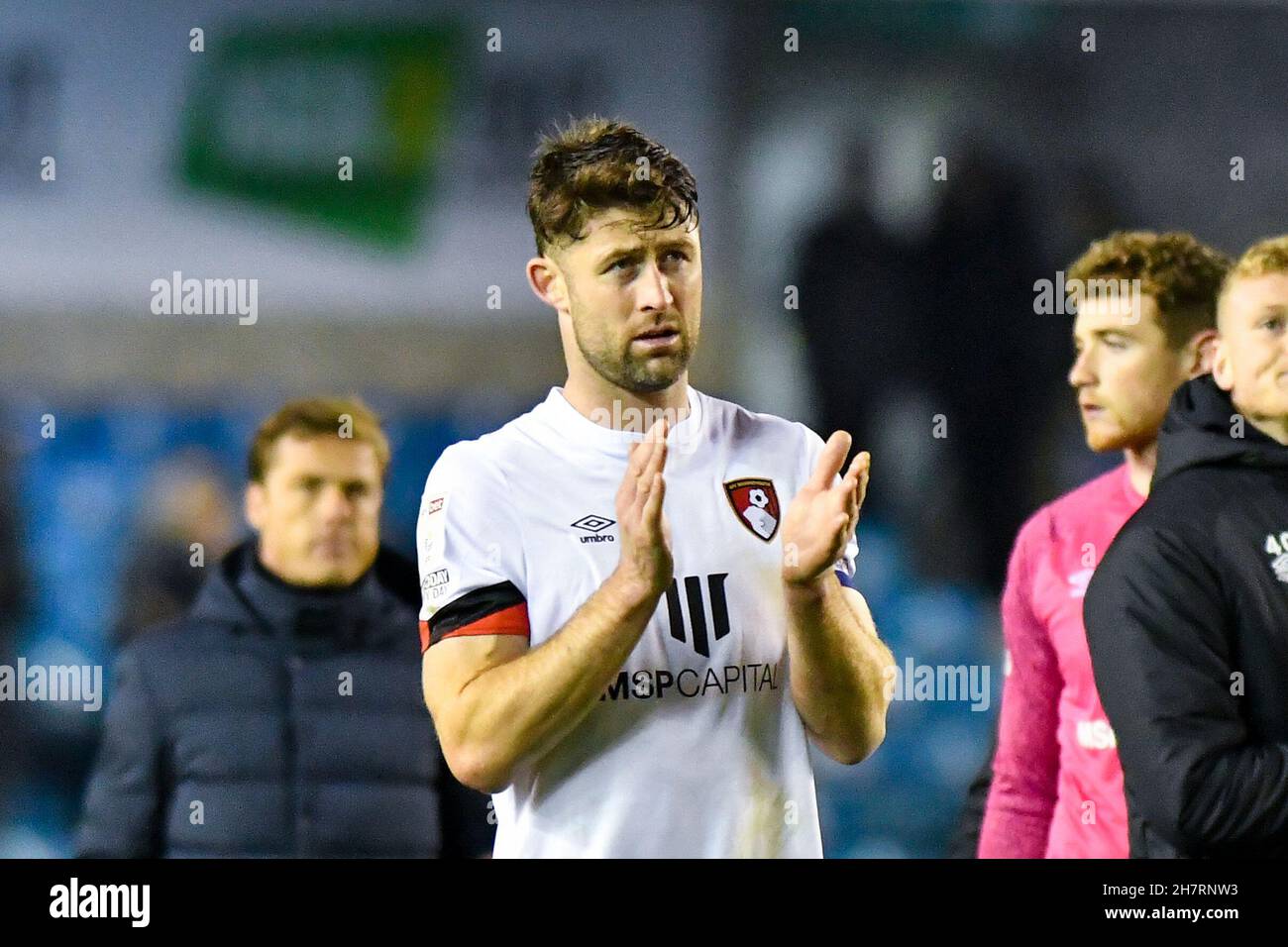 LONDON, GBR. NOV 24TH Gary Cahill of Bournemouth applauds the fans after the Sky Bet Championship match between Millwall and Bournemouth at The Den, London on Wednesday 24th November 2021. (Credit: Ivan Yordanov | MI News) Credit: MI News & Sport /Alamy Live News Stock Photo