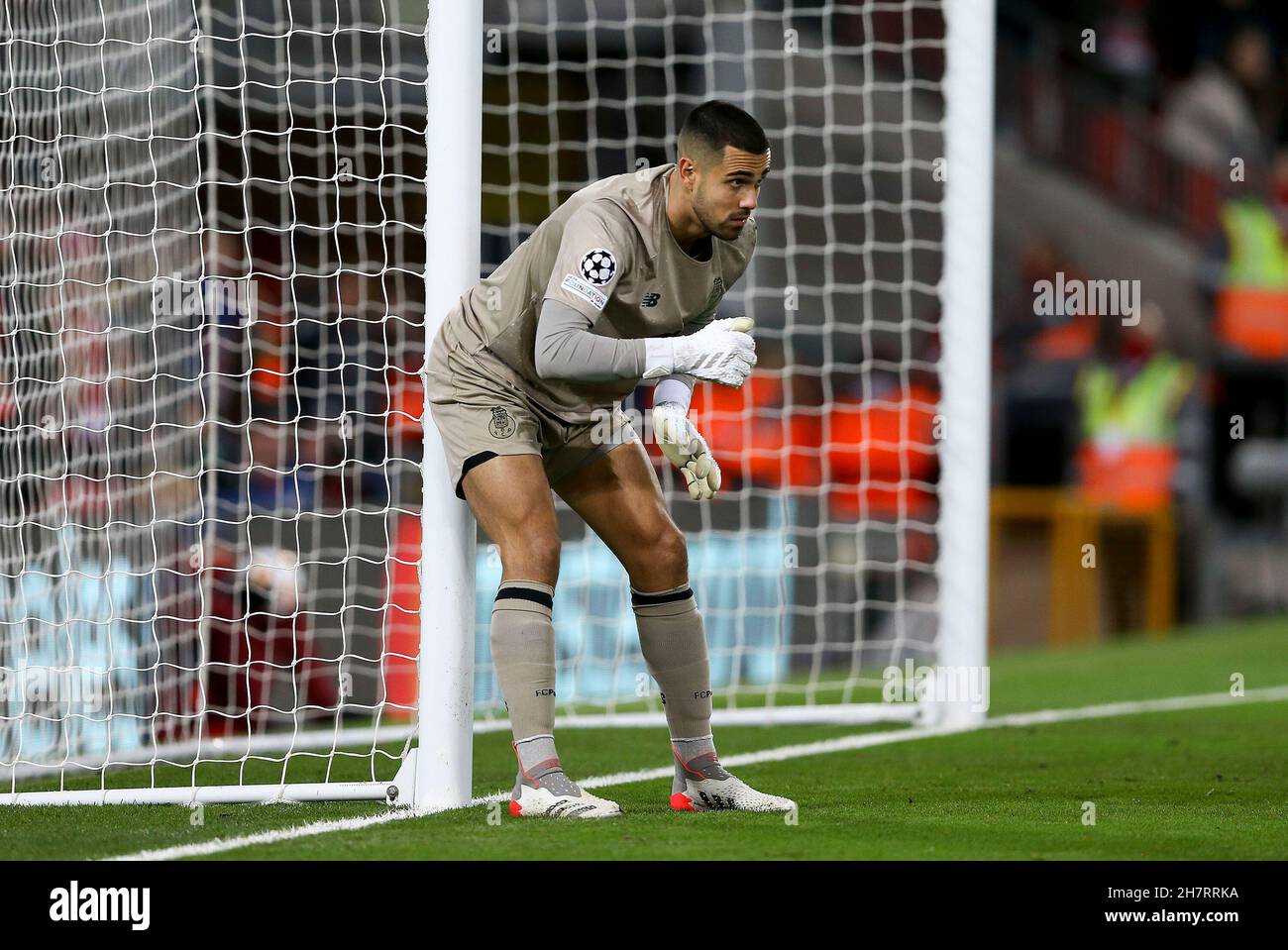Fc porto goalkeeper hires stock photography and images Alamy