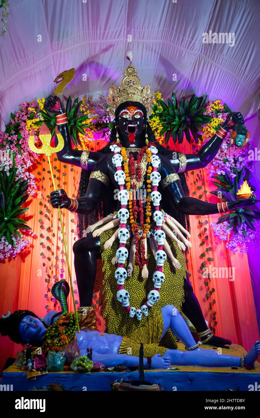 Kali idol hi-res stock photography and images - Alamy Kali idol hi-res stock photography and images - Alamy
