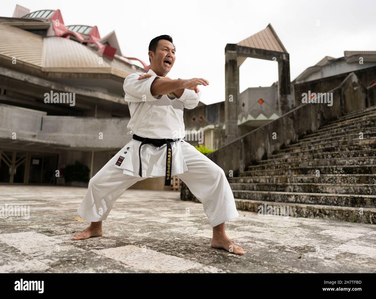 Norihiko Masuda training karate in Okinawa, Japan Okinawa Goju-ryu Karatedo  Kyokai Kyoshi 7th dan JKF Goju kai Technical committee member Stock Photo -  Alamy