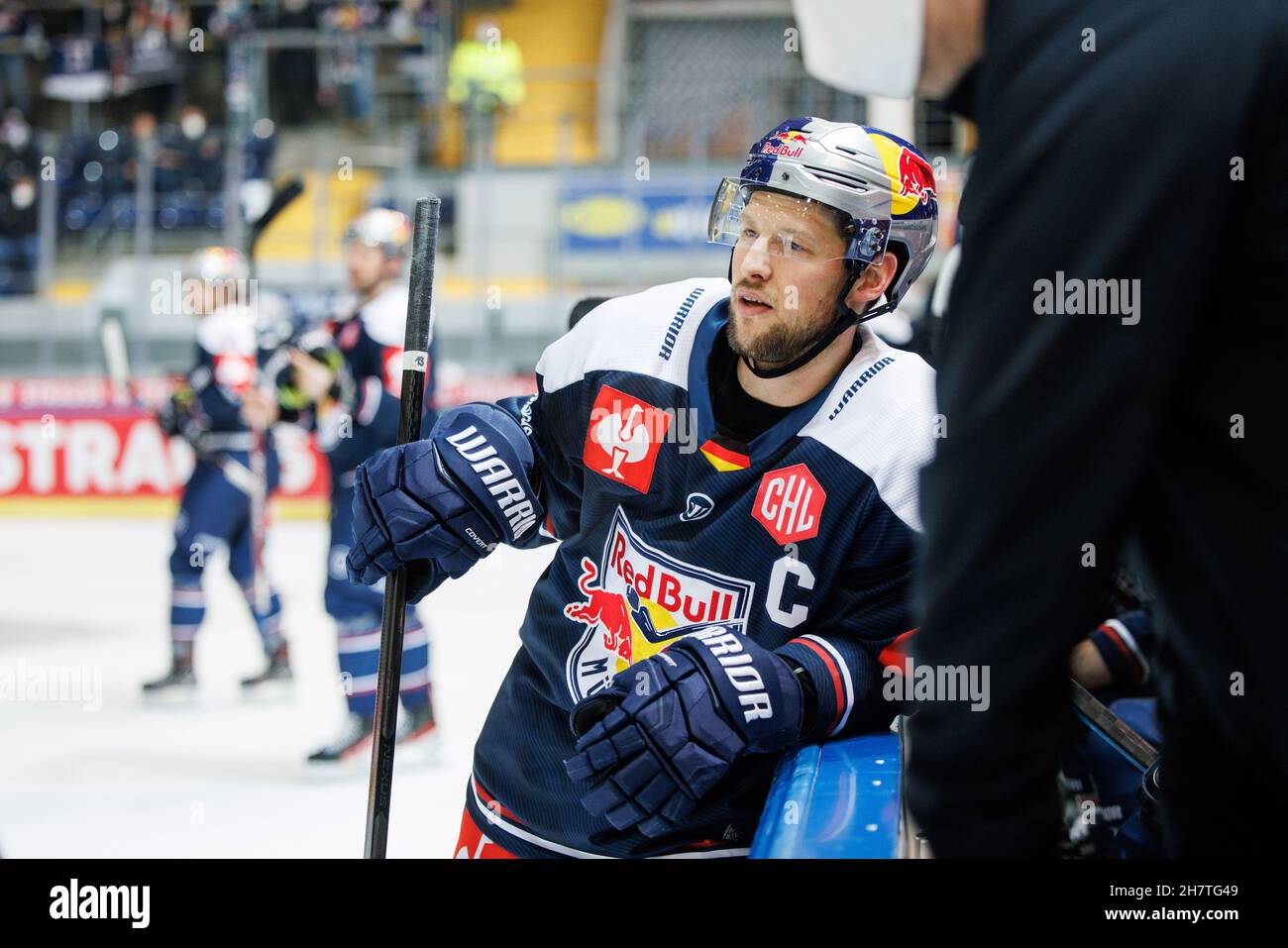 Munich, Germany. 24th Nov, 2021. Ice hockey: Champions League, EHC Red Bull  München - HC Fribourg-Gottéron final round, round of 16, second legs,  Olympic Ice Sports Centre. Patrick Hager of EHC Munich